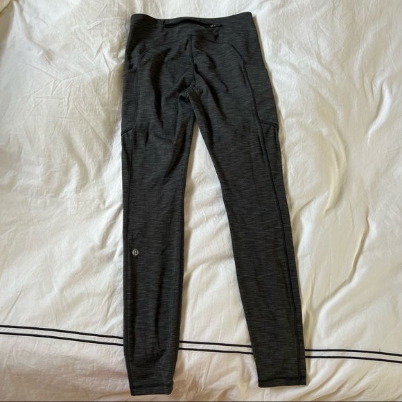 Lululemon Invigorate leggings - Picture 2 of 4